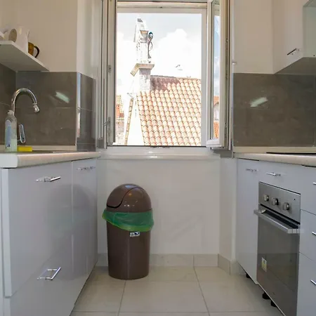 Slade - Old Stone House تروغير